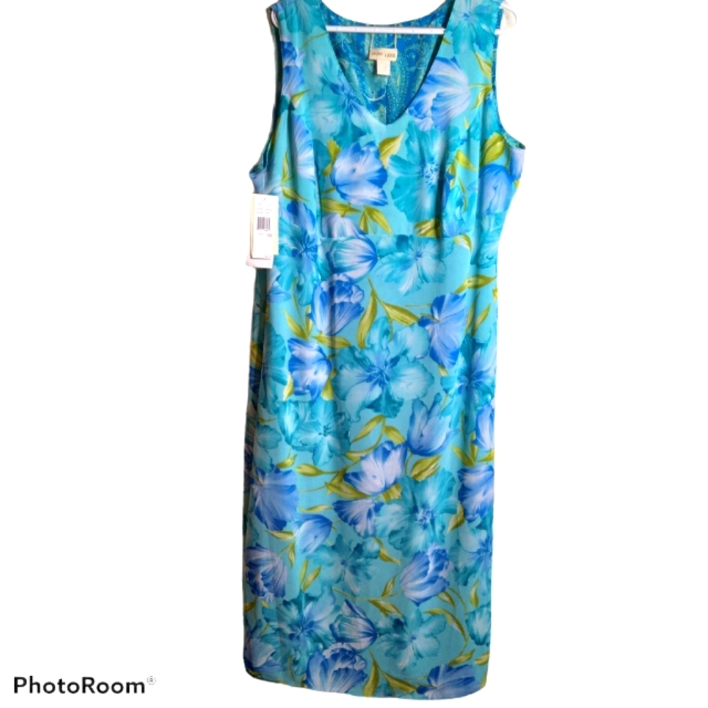 Maxi dress Size 16W Reversable, teal, bluish purple, green, paisley, sleevless